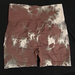 Amazon shorts, brown, perfect condition, size medium
